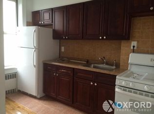 923 Onderdonk Ave #2B, Ridgewood, NY 11385