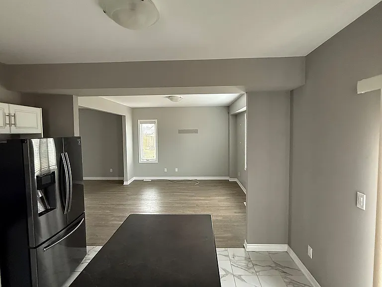 96 Bethune Ave — Photo 6