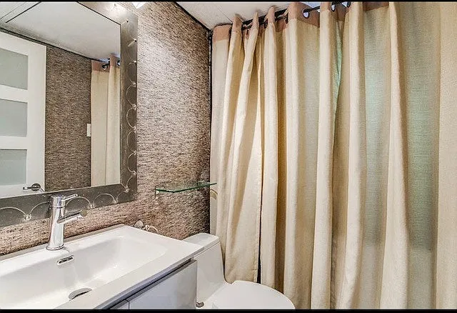 3955 Buena Vista St — Photo 12