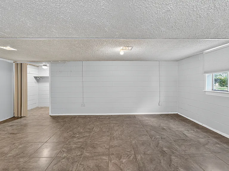 246 Bonnabrook Dr — Photo 40