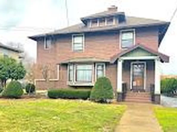 814 Maple Ave, Elmira, NY 14904