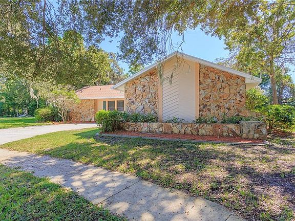 2nd image of 13320 Beaumont Ct