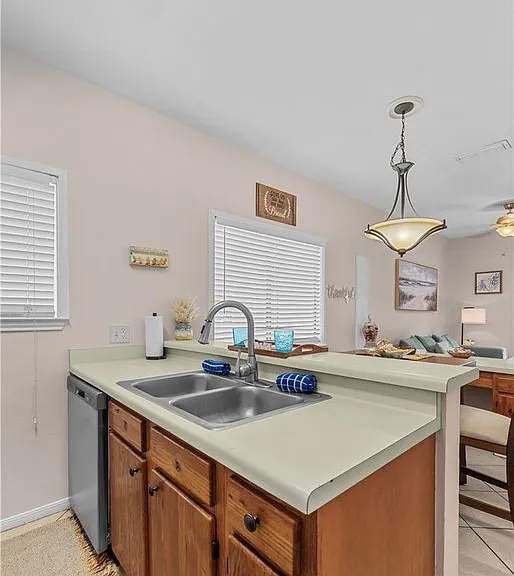 15010 Leeward Dr #104 — Photo 4