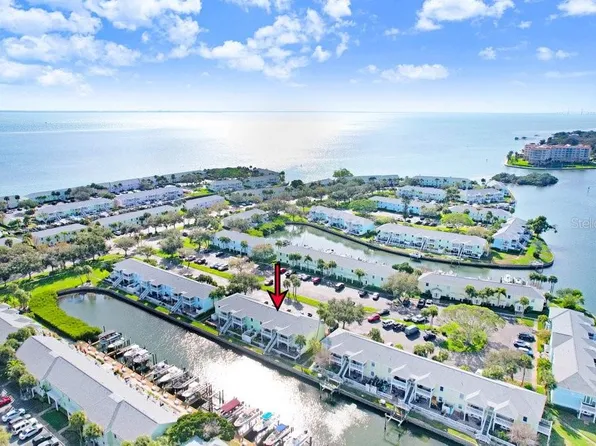 5012 Starfish Dr SE APT B, Saint Petersburg, FL 33705