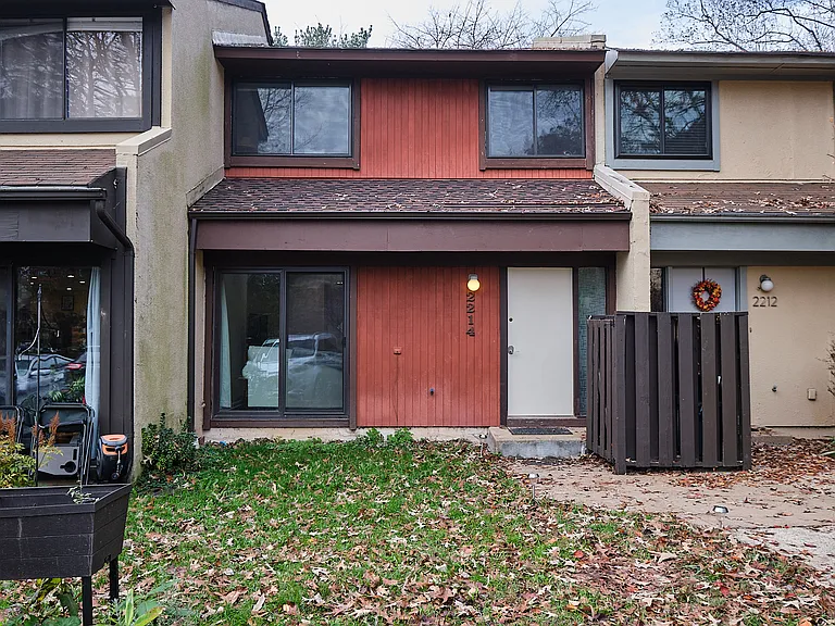 2214 Cartwright Pl — Photo 49