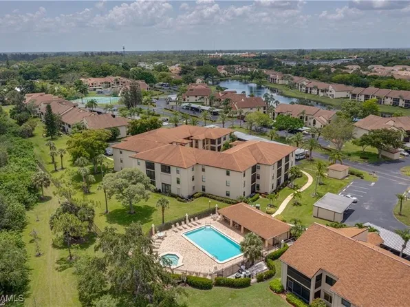 8474 Charter Club Cir Unit 2, Fort Myers, FL 33919