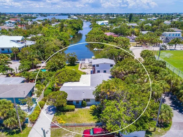 421 Magnolia Ave, Anna Maria, FL 34216