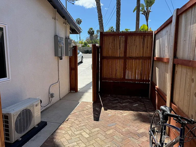 341 Hannalei Pl — Photo 12