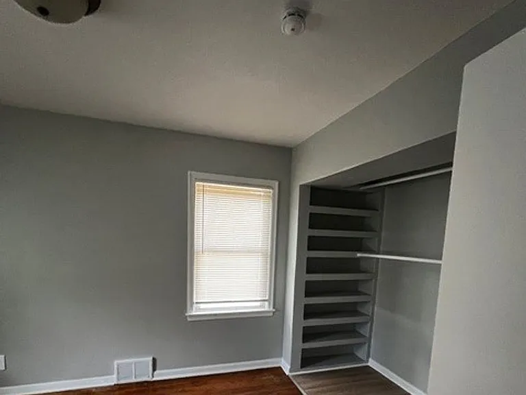 3922 Lyndale Ave N — Photo 7