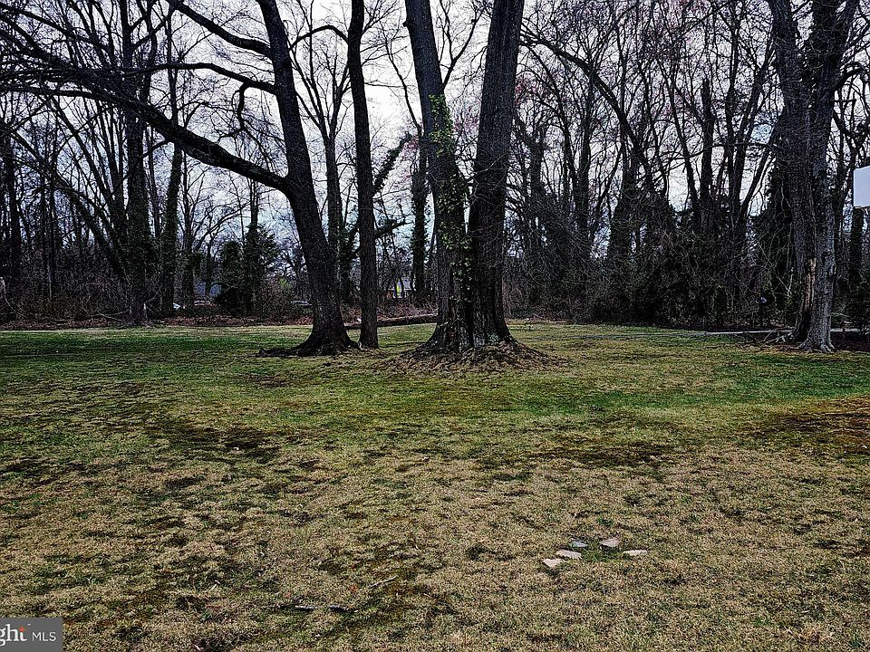 2nd image of 5618 Old Mill Rd