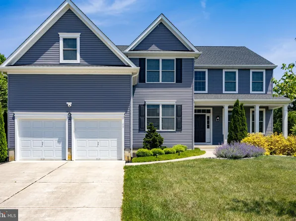 48 Wildflower Ct, Columbus, NJ 08022