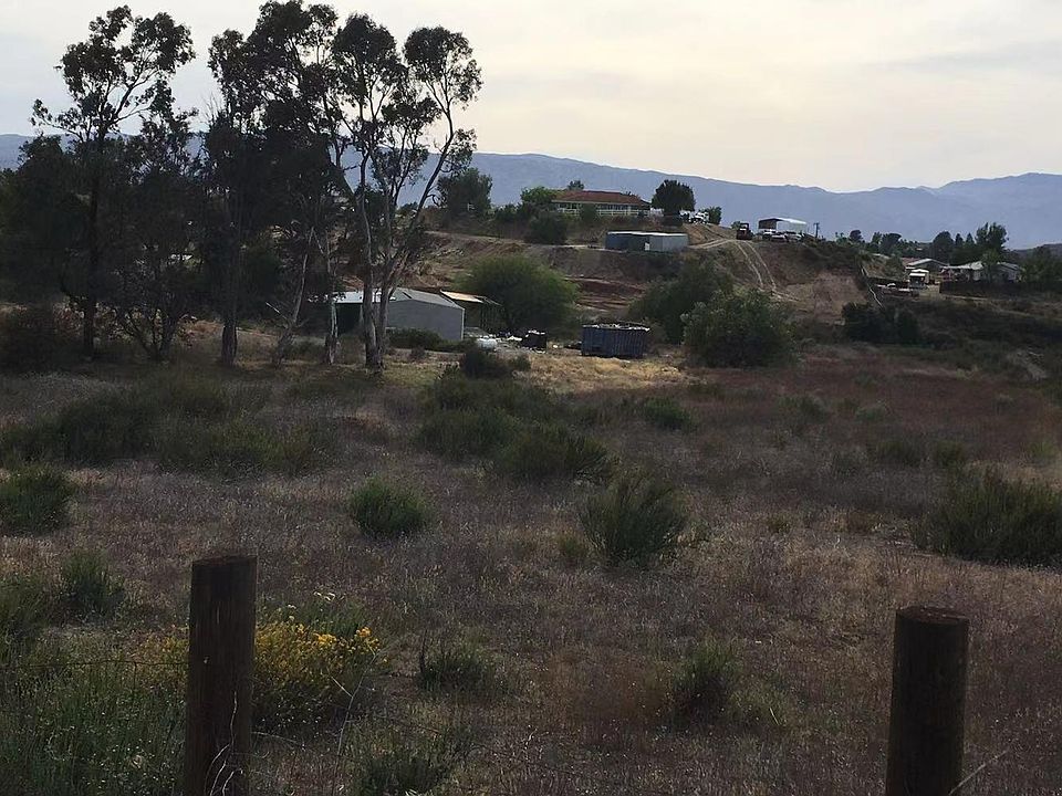1st image of 33785 Arcadia Ln