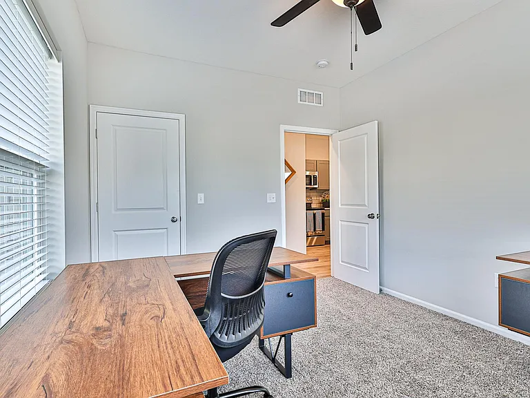 The Lofts at Bridgewood — Photo 64