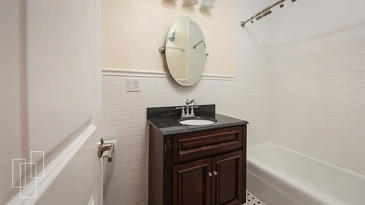 Rented by Garfield Realty  | media 16