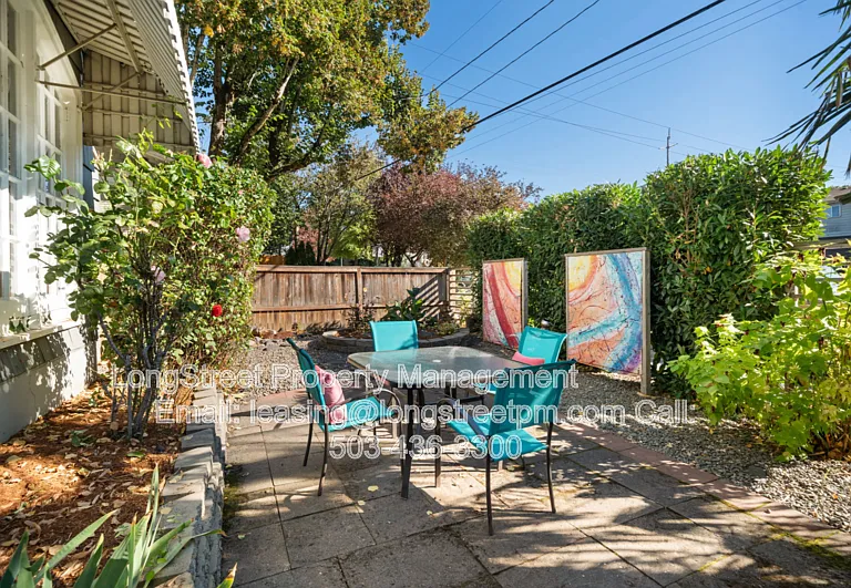4115 SE Gladstone St — Photo 3