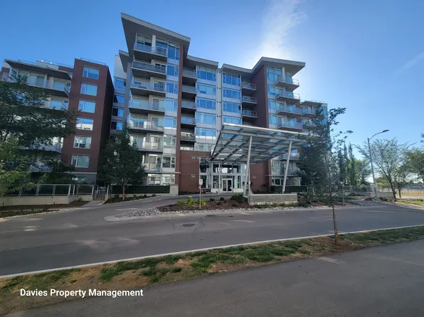 2612 109th St NW #313, Edmonton, AB T6J 3T1