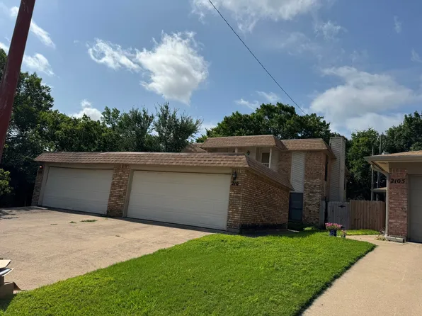 2101 Mistletoe Ave, Fort Worth, TX 76110