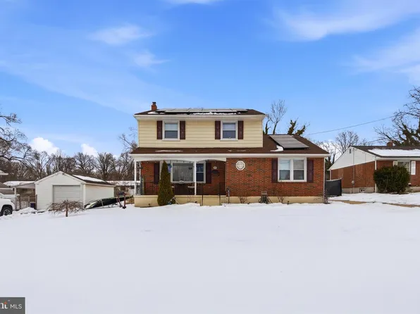 27 Maloney Ct, Bellmawr, NJ 08031