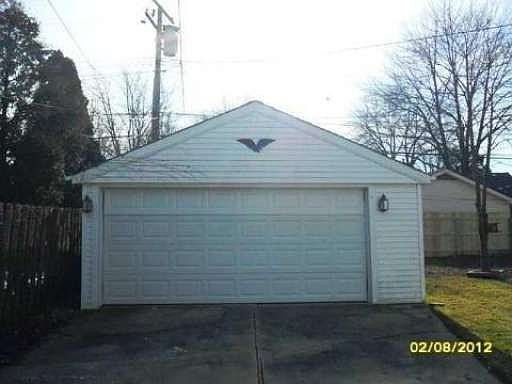 2nd image of 20426 Lancaster St