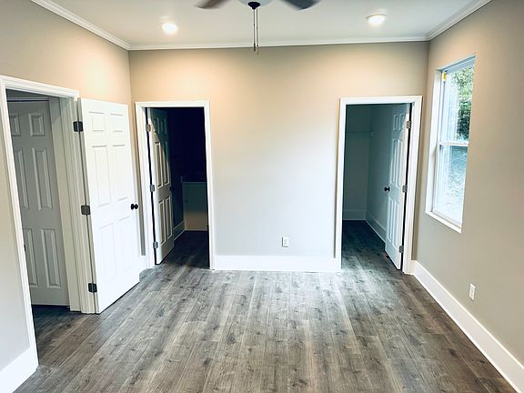 New addition of main bedroom with en-suite bathroom and walk-in closet.