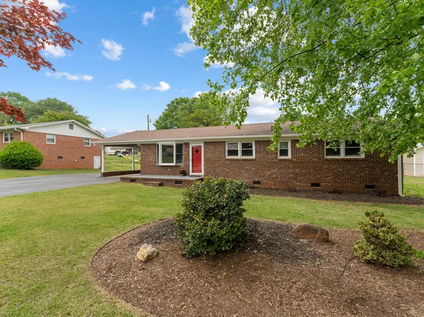 103 Ruth Dr, Easley, SC 29640