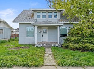 211 7th St, Cheney, WA 99004