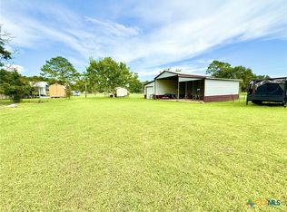 185 Tupelo S, Palacios, TX 77465