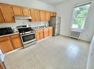 68 Highland Ave FLOOR 2, New Rochelle, NY 10801