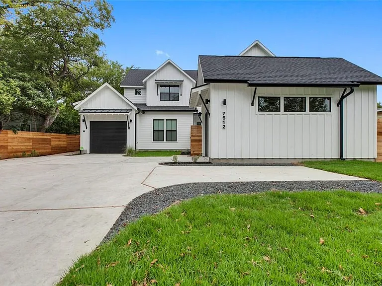 7512 Delafield Ln #A — Photo 24