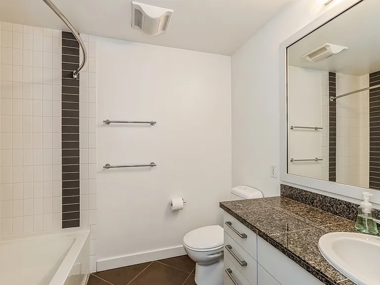 900 Lenora St #1004 — Photo 13