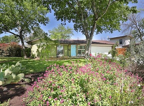 Lovely house on winding one block road.