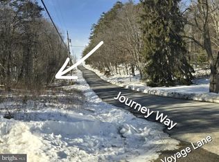 Journey Way, Hedgesville, WV 25427