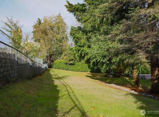 1111 NW Lowell St, Silverdale, WA 98383