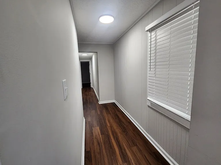 4118 Fairview Dr — Photo 5