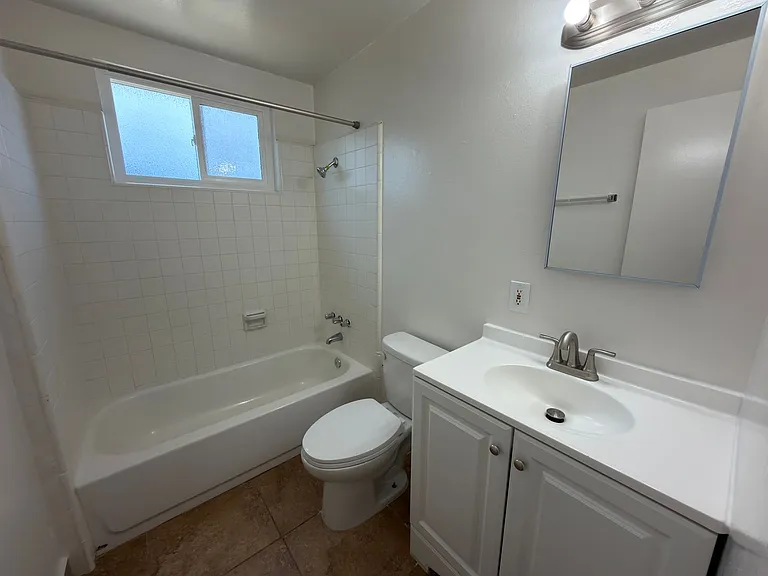 2225 Pacific Ave — Photo 9