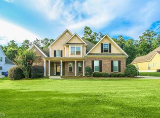 295 Bonnie Ln, Fayetteville, GA 30215