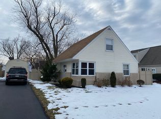 119 Darthmouth Dr, Folsom, PA 19033