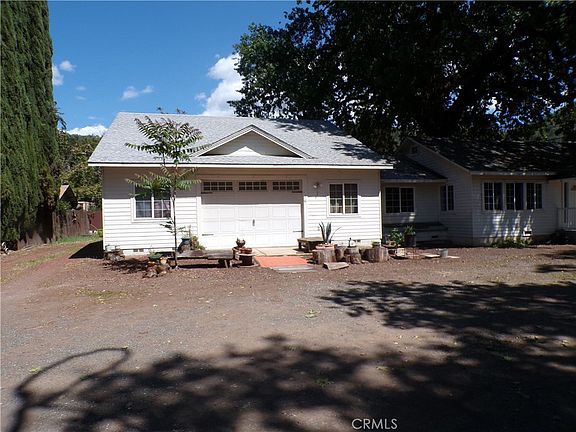 2nd image of 3660 Country Club Dr