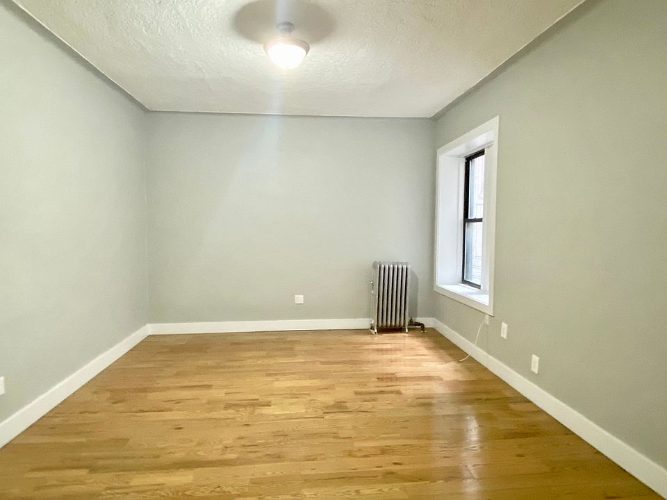 1st image of 280 Parkside Ave #A4