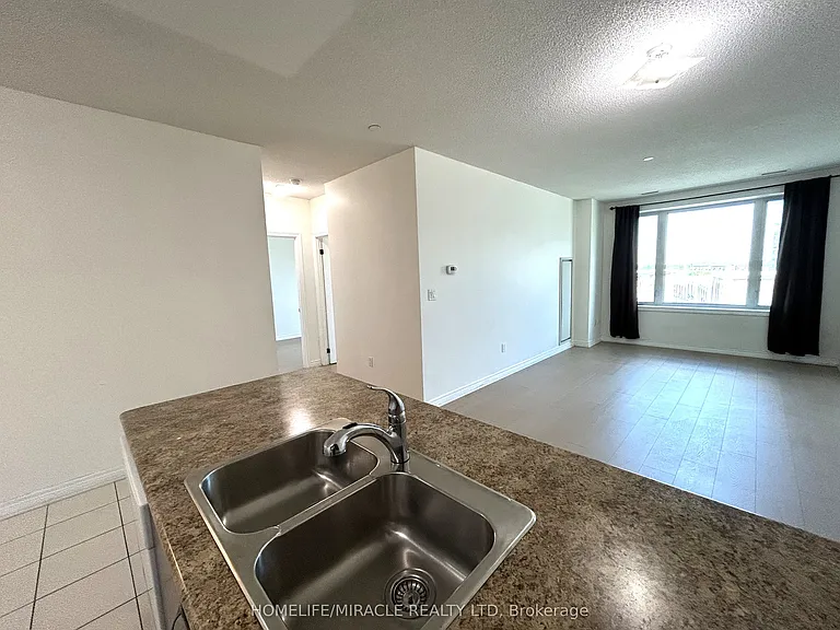 7400 Markham Rd #423 — Photo 13