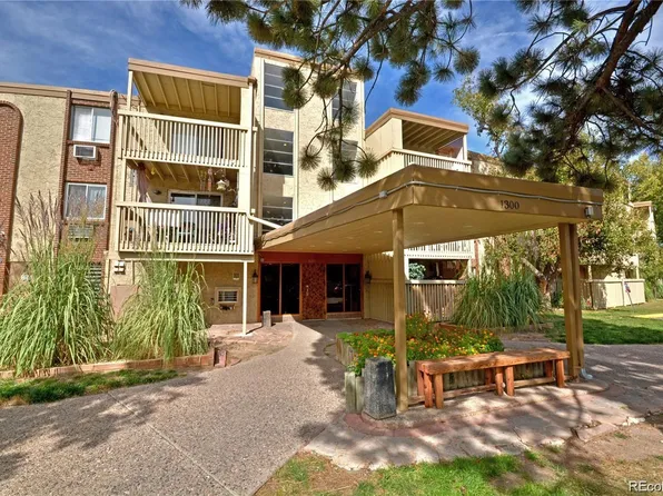 1300 S Parker Rd APT 210, Denver, CO 80231