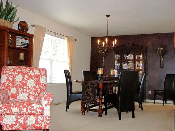 4th image of 10154 Glen Eagle Ln