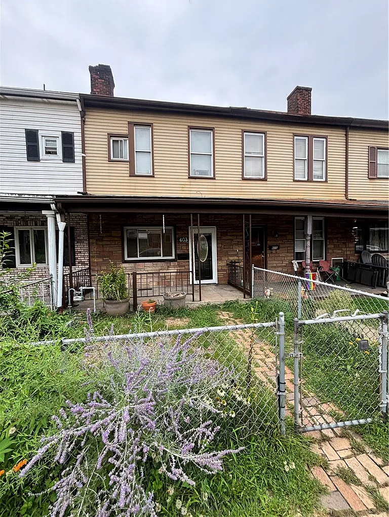 2 bed, 1280 sqft, $1,150 — Photo 1
