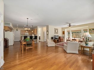 16 Main St APT C10, Sparta, NJ 07871