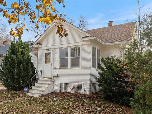 3rd image of 3555 Avenue C