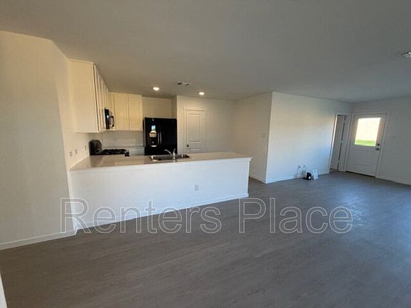 3rd image of 3705 Montage Blvd
