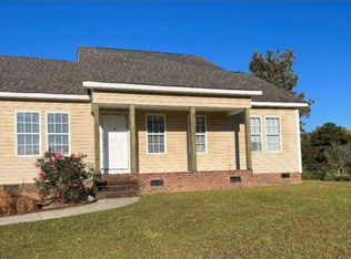 71 Laurel Wood Ln, Lillington, NC 27546