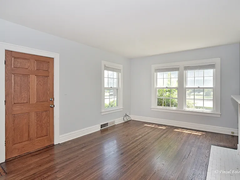 100 S Caroline St #1 — Photo 6