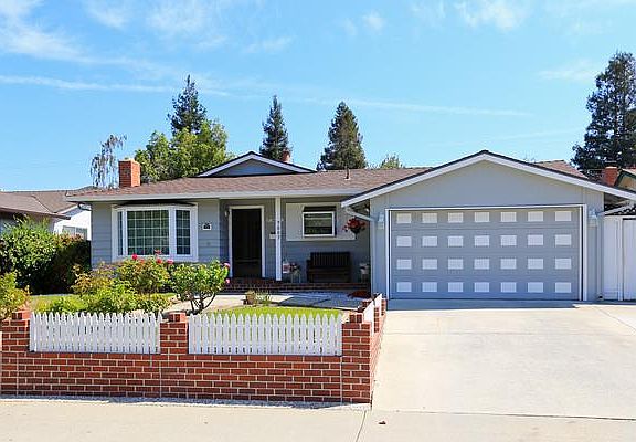 2nd image of 2882 Del Loma Dr