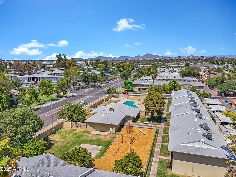 14 E Hermosa Dr — Photo 33